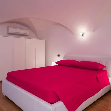 Casa Durazzo-spinola *