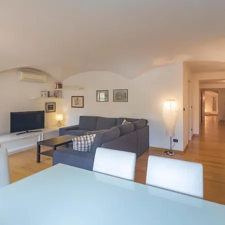 Casa Durazzo-spinola *